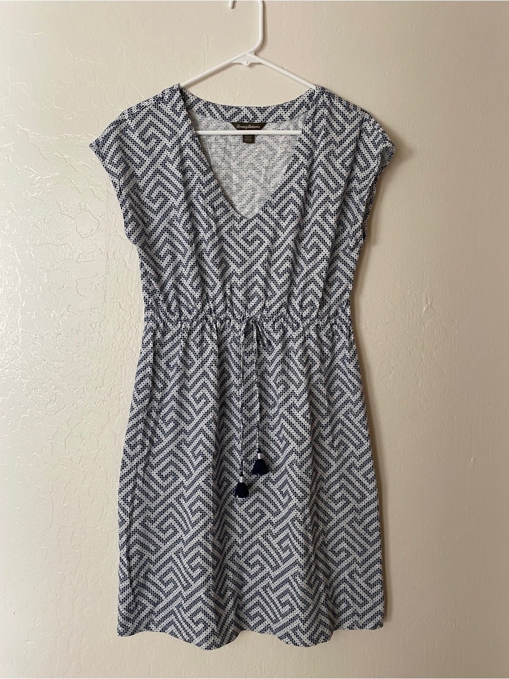 Tommy Bahama Navy & White Geometric V‑Neck Midi Dress